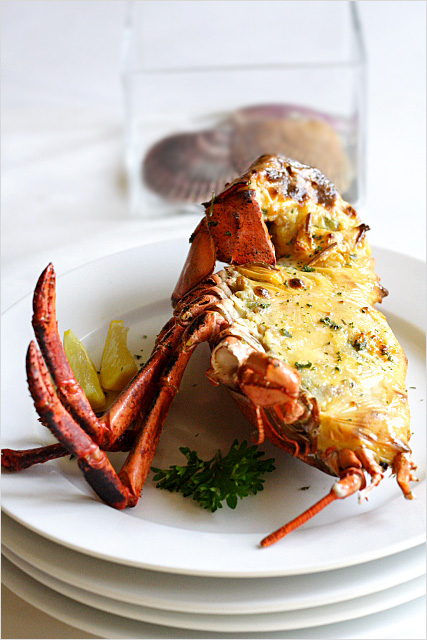 Baked Lobster with Cheese and Bacon